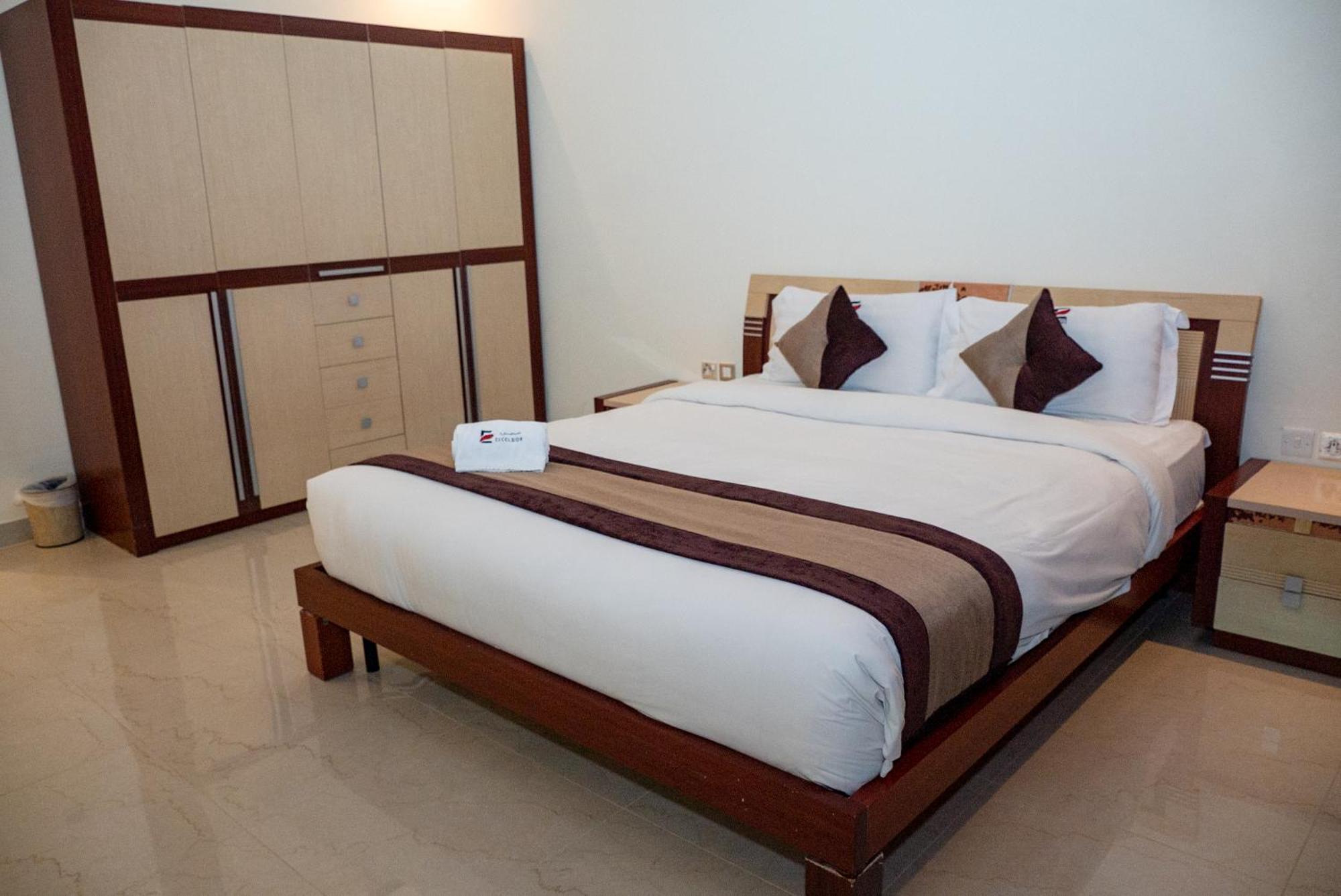 Excelsior Luxury Apartments Al-Manamah Bagian luar foto