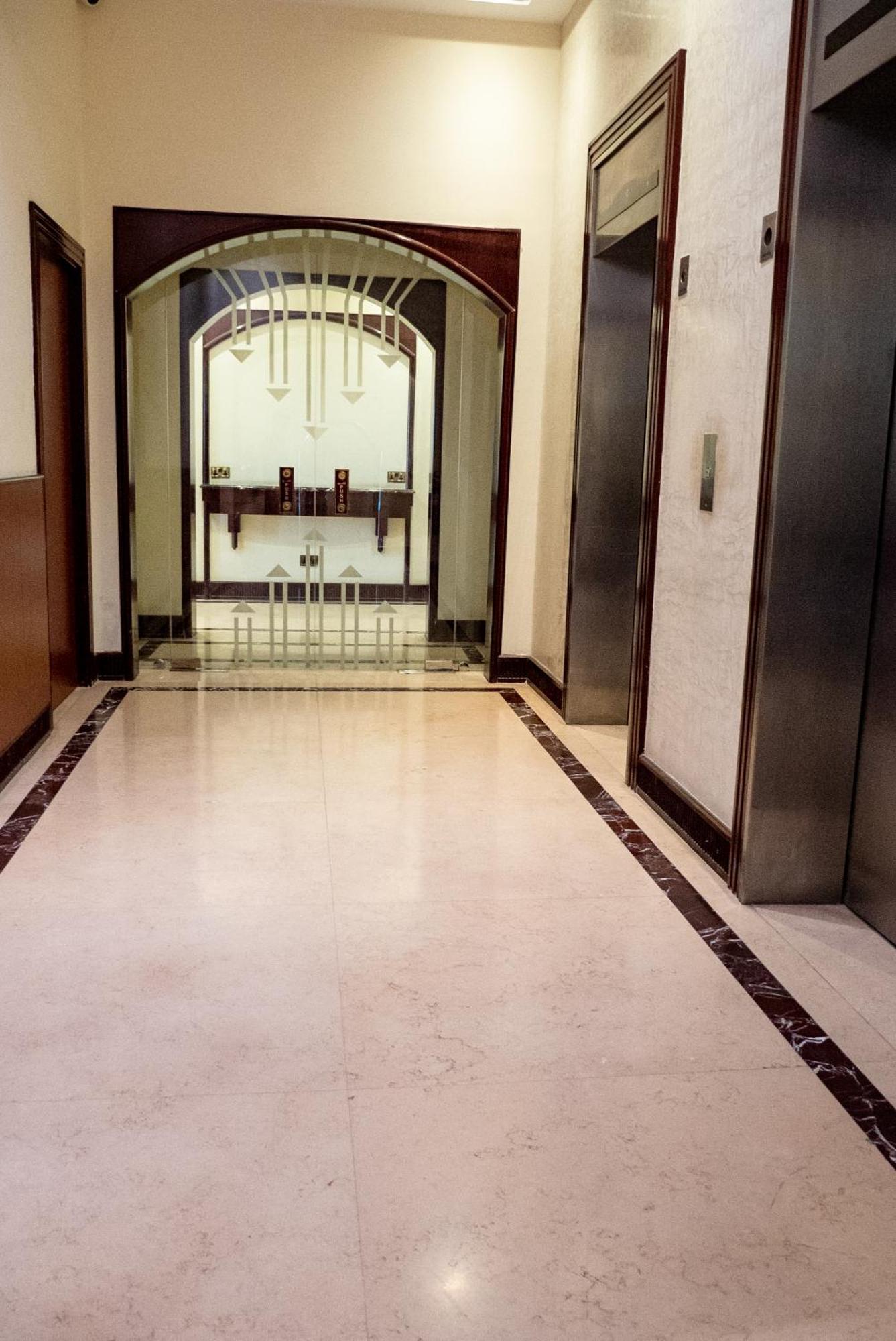 Excelsior Luxury Apartments Al-Manamah Bagian luar foto