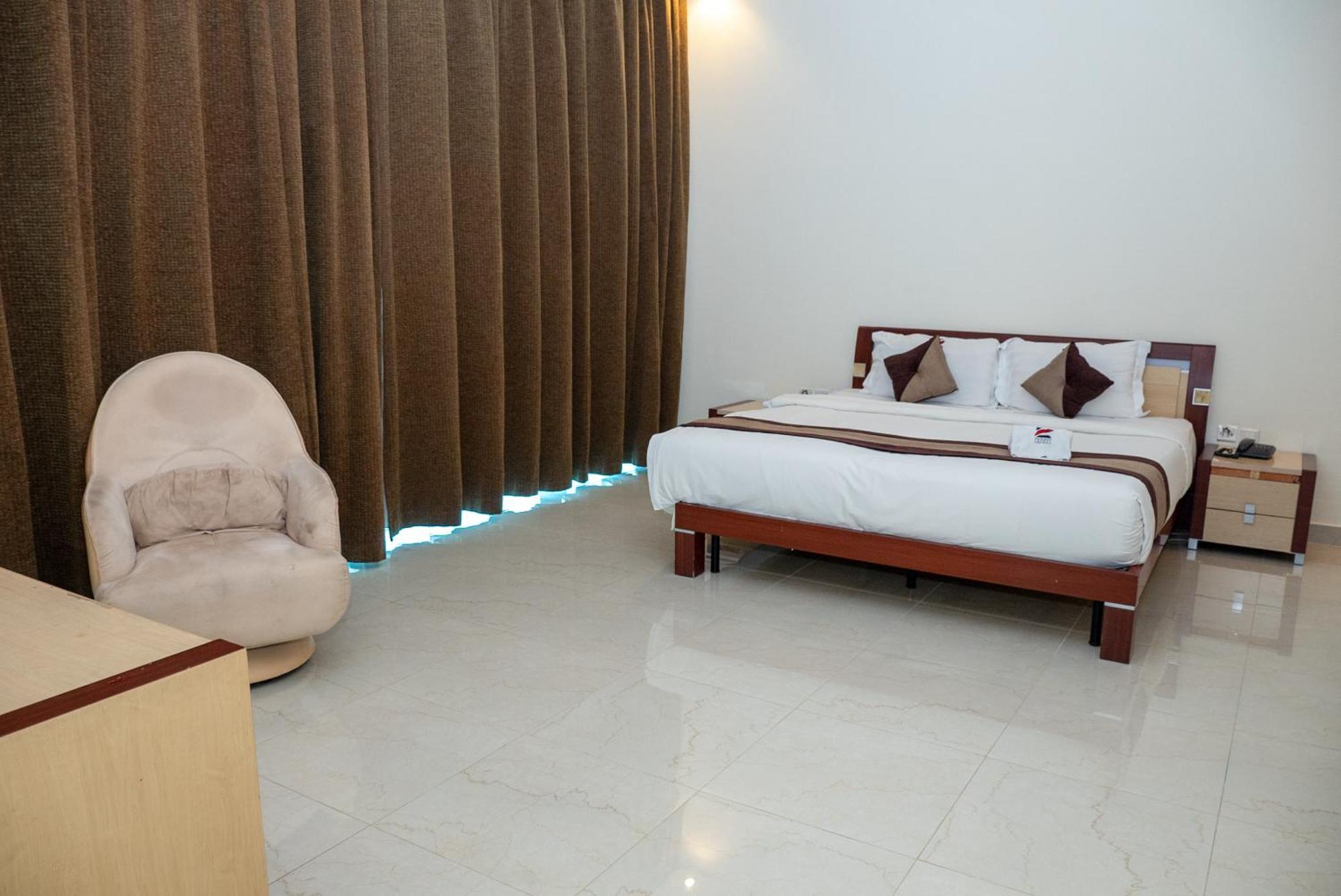 Excelsior Luxury Apartments Al-Manamah Bagian luar foto
